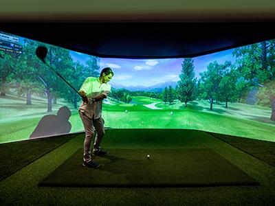 Golf Simulator 1 Hour